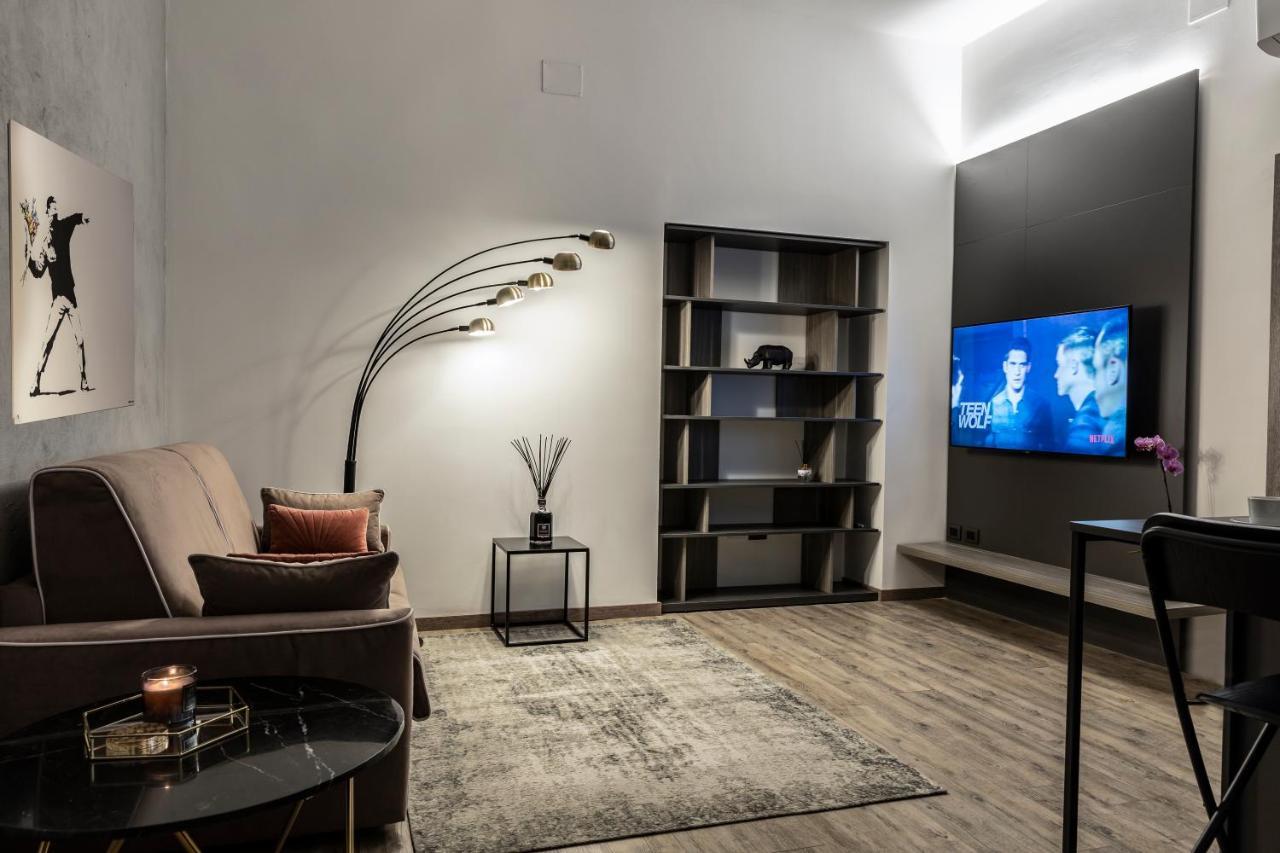 Corso 84 Luxury Suites เปสการา ภายนอก รูปภาพ