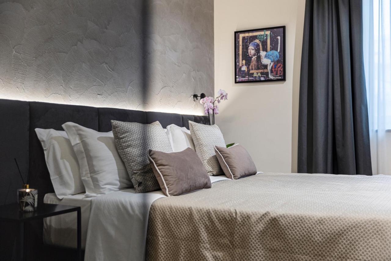 Corso 84 Luxury Suites เปสการา ภายนอก รูปภาพ