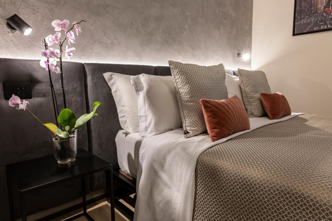 Corso 84 Luxury Suites เปสการา ภายนอก รูปภาพ