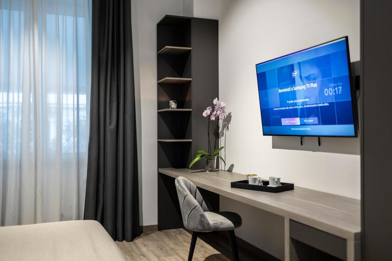 Corso 84 Luxury Suites เปสการา ภายนอก รูปภาพ