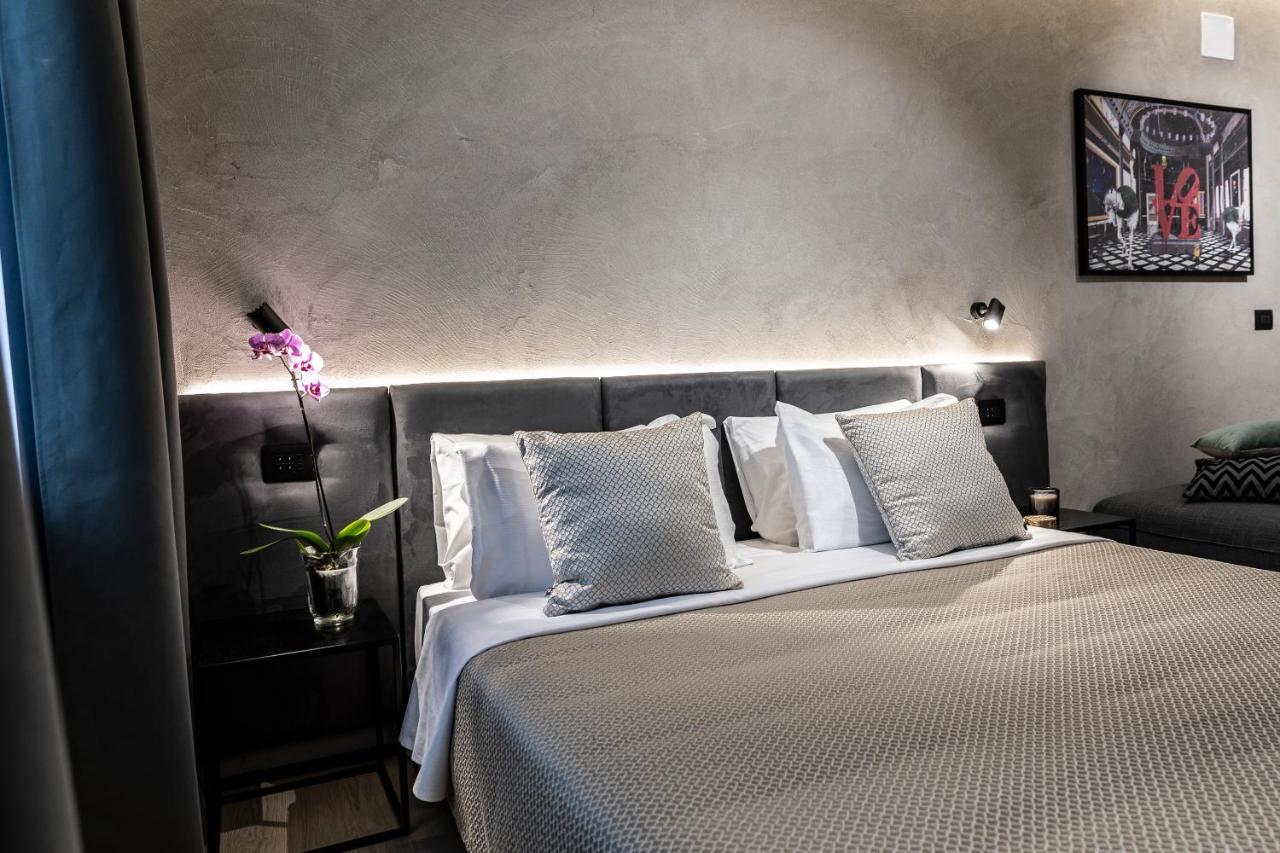 Corso 84 Luxury Suites เปสการา ภายนอก รูปภาพ